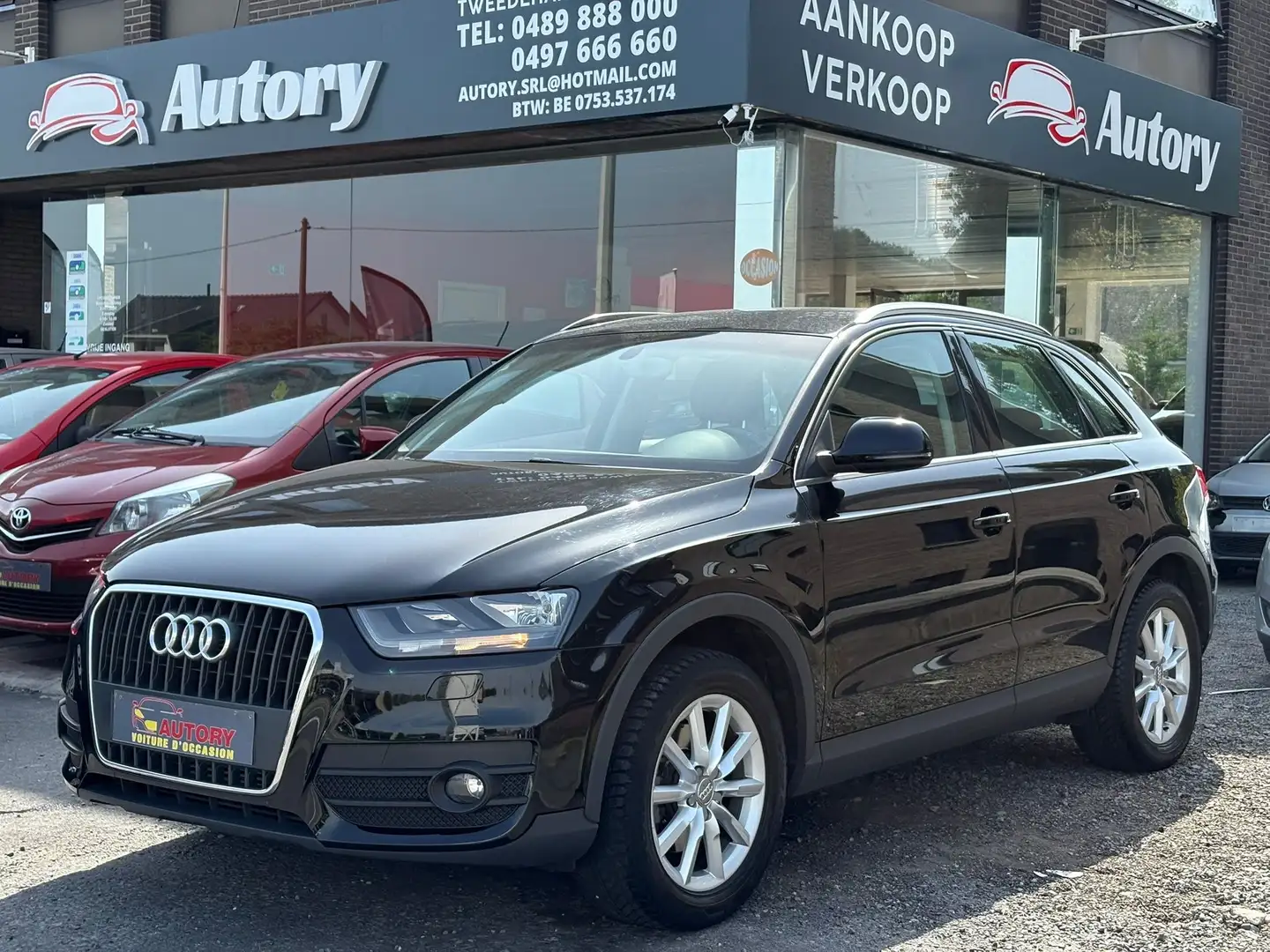 Audi Q3 Q3 2.0 TDi \ Car-pass Noir - 1