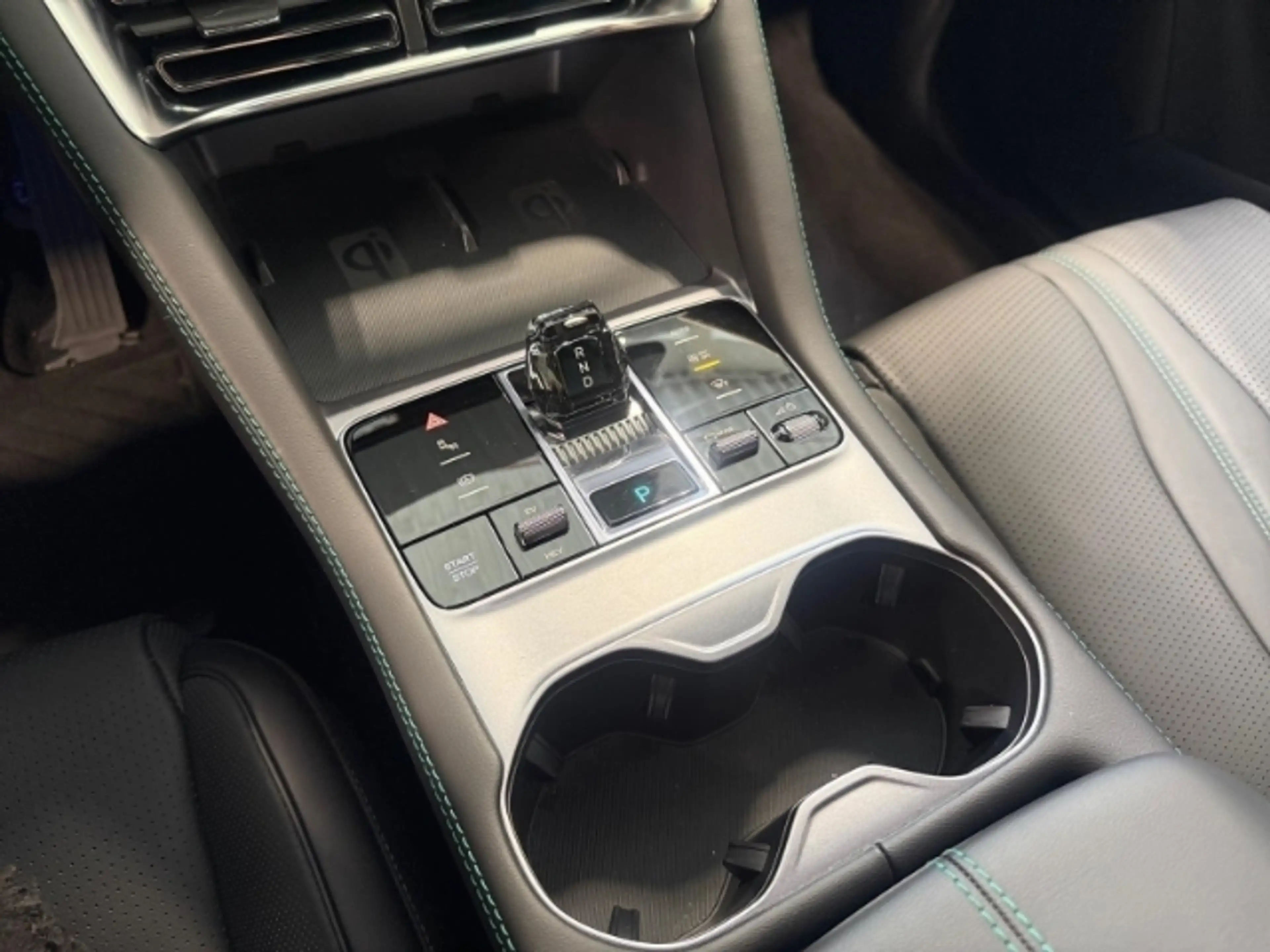 BYD Seal U PHEV Navi+Rückfahrkamera+Sitzheizung+Apple CarPlay — photo 20
