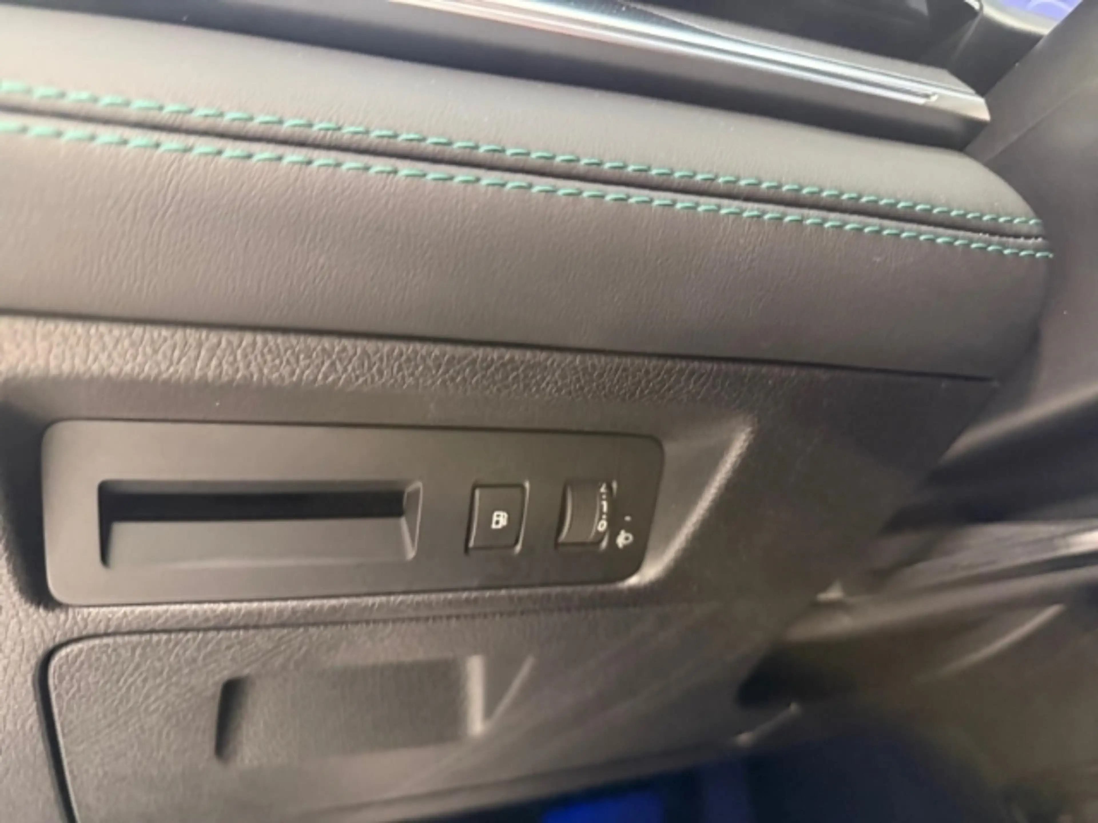 BYD Seal U PHEV Navi+Rückfahrkamera+Sitzheizung+Apple CarPlay — photo 17