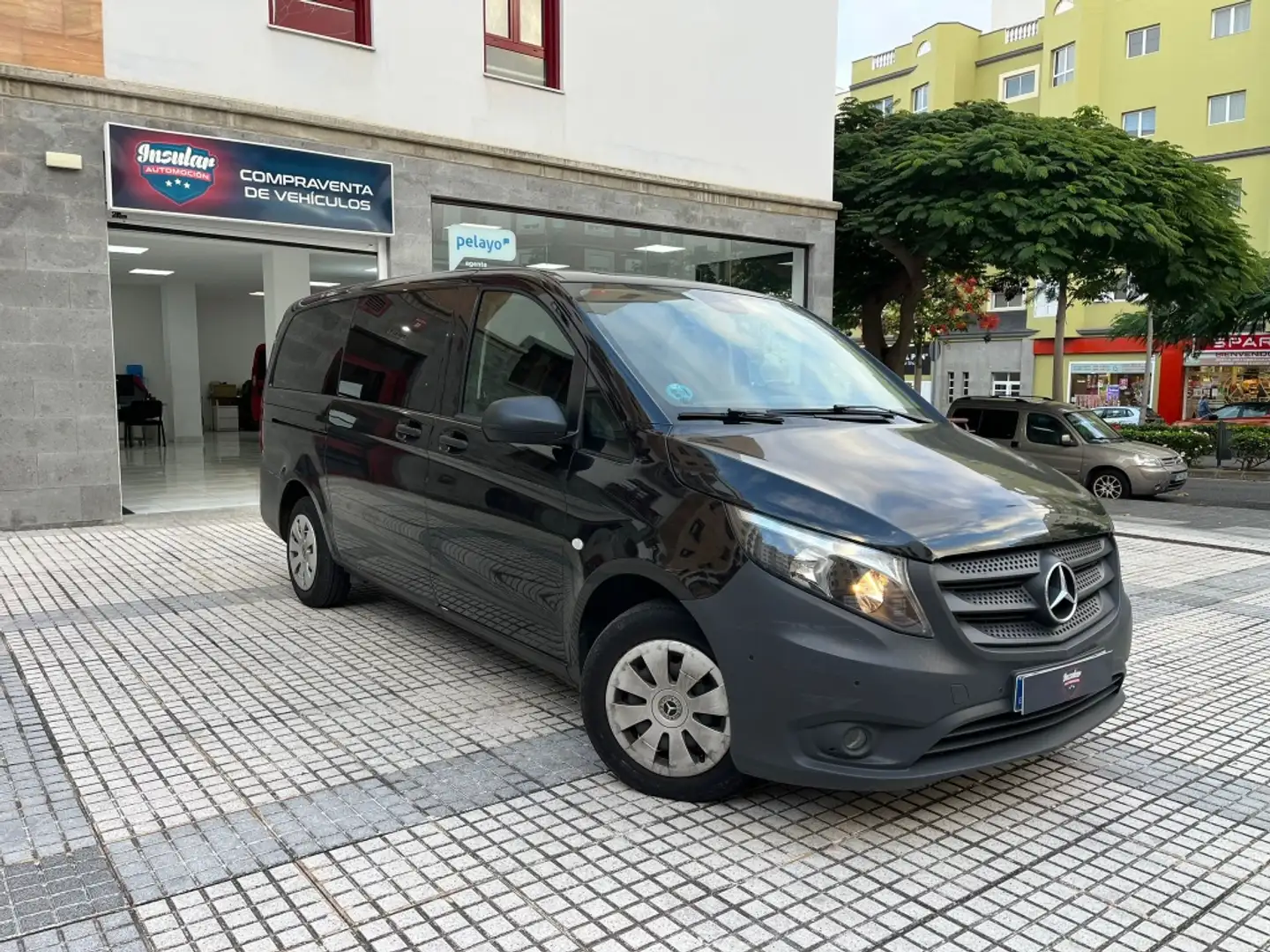 Mercedes-Benz Vito Mixto 114CDI Larga 9G-Tronic - 1