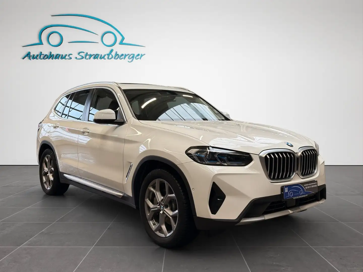 BMW X3 xDrive 30d ACC PANO HUD AHK SHZ LASER KZU H/K Weiß - 2