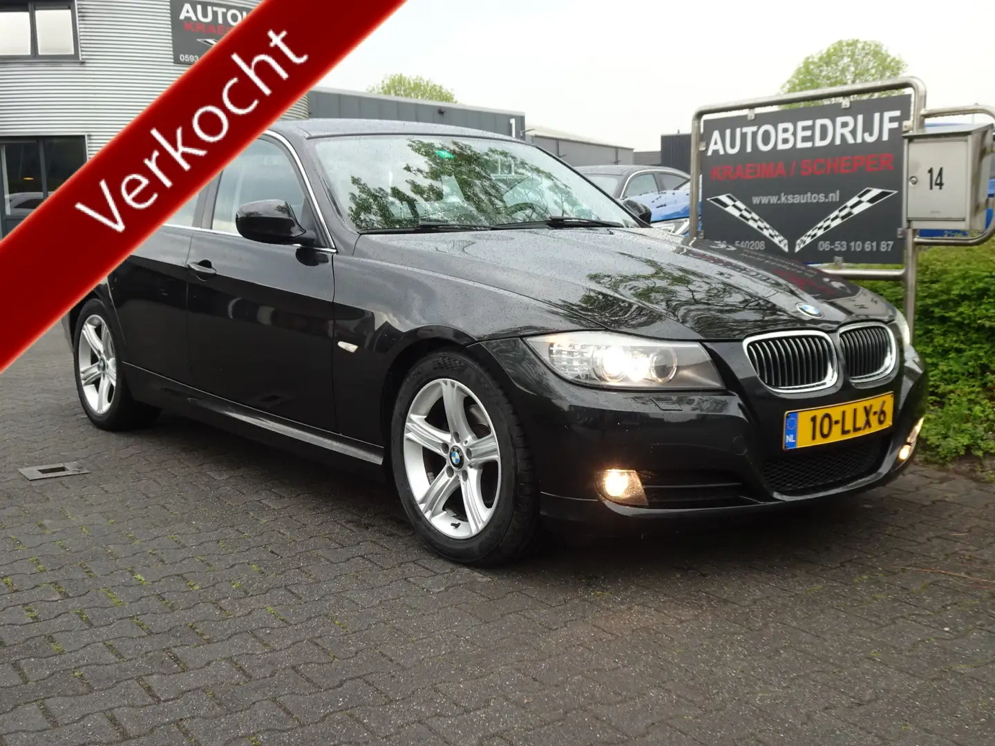 BMW 318 3-serie 318i Business Line Zwart - 1