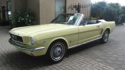 Ford Mustang USA V 8 Cabrio Mooie Staat