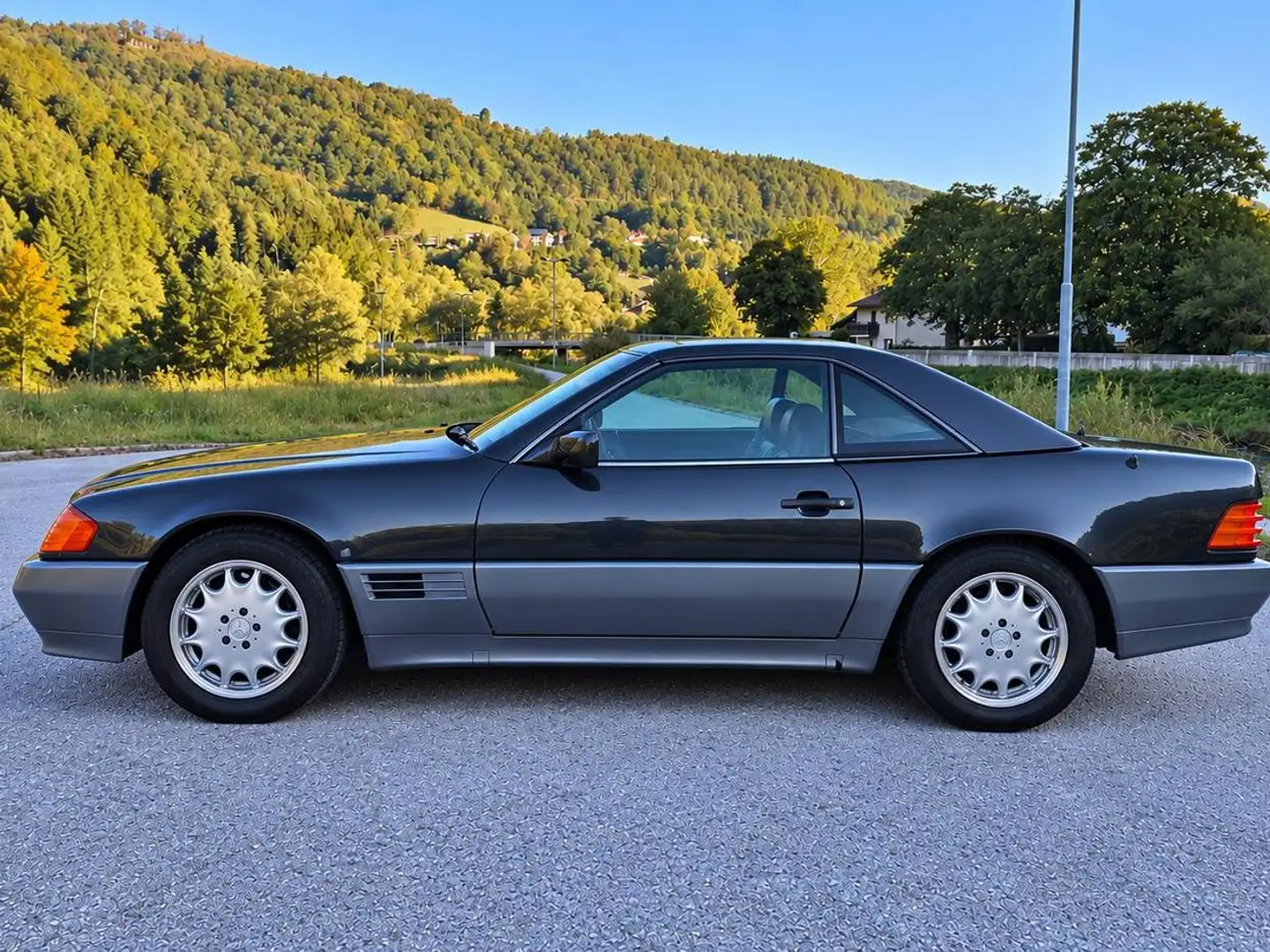 Mercedes-Benz SL 300 300 SL Roadster Aut. Schwarz - 2