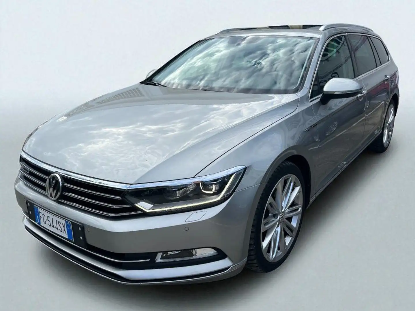 Volkswagen Passat Alltrack Passat Alltrack 2.0 bitdi 4motion 240cv dsg Ezüst - 1
