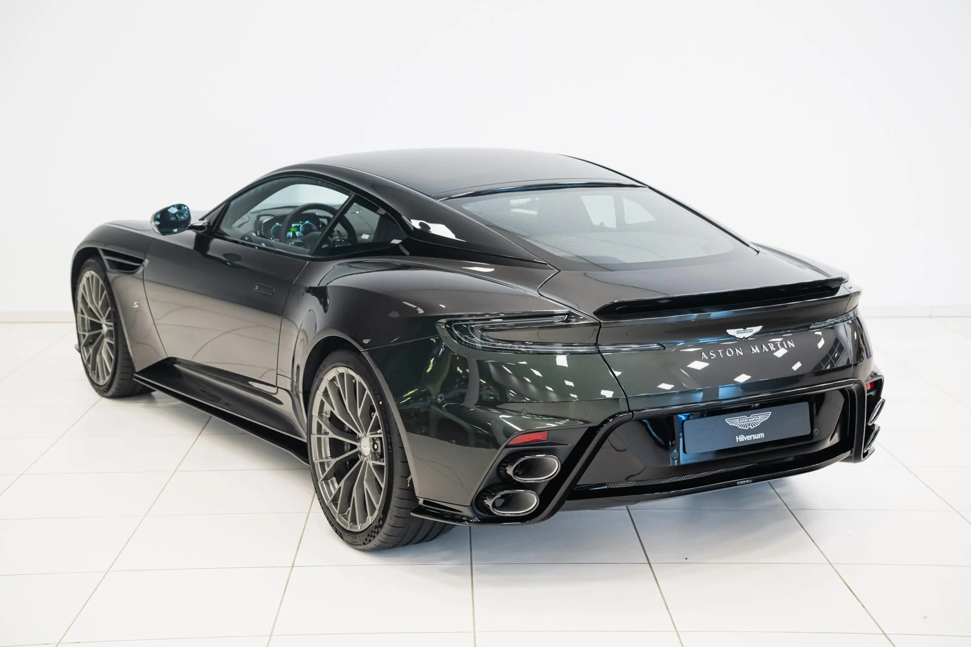 Aston Martin DB12 S Coupe NEW 2026* — photo 7
