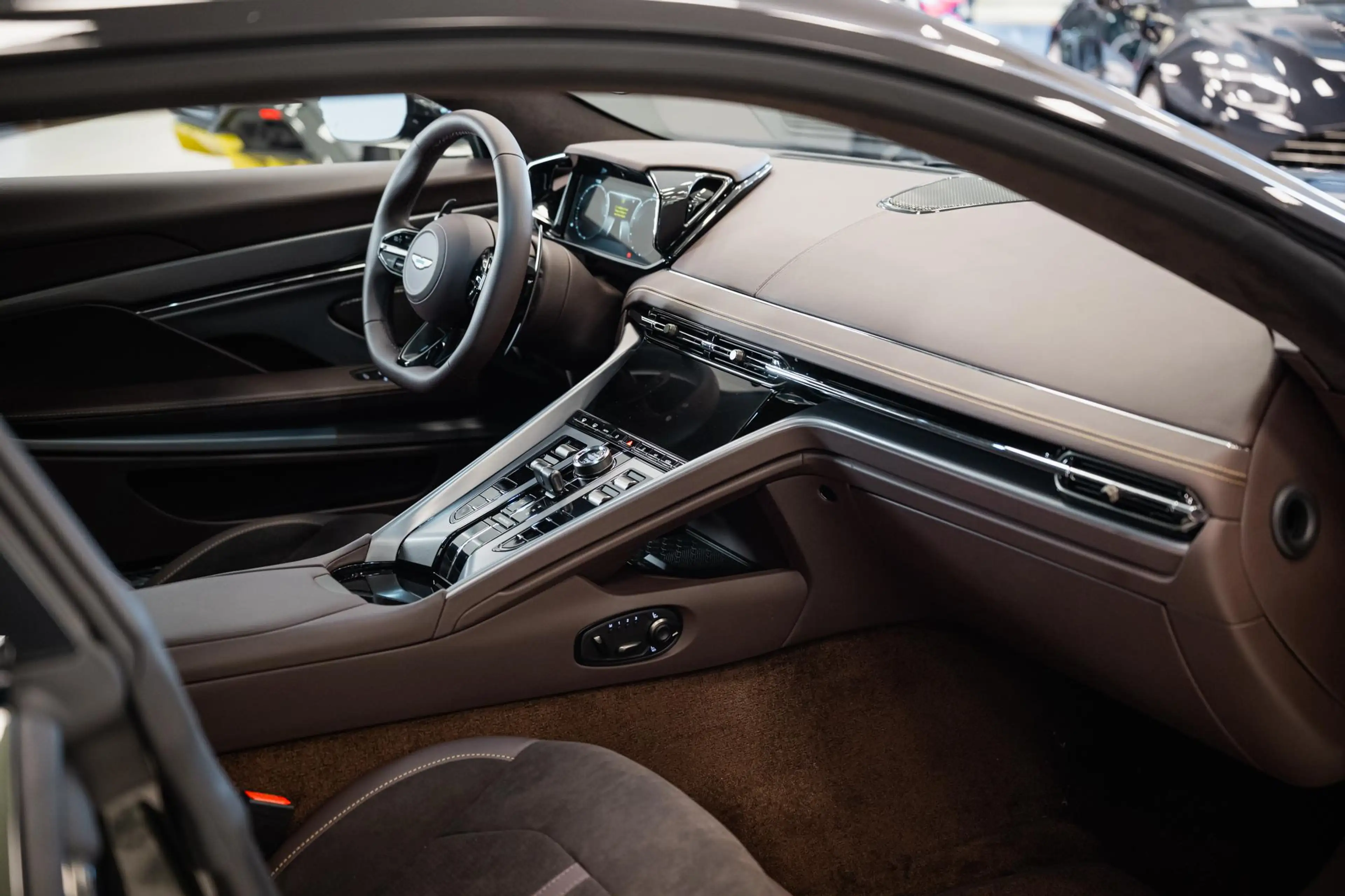 Aston Martin DB12 S Coupe NEW 2026* — photo 12