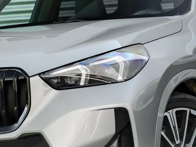 BMW X1 view 7