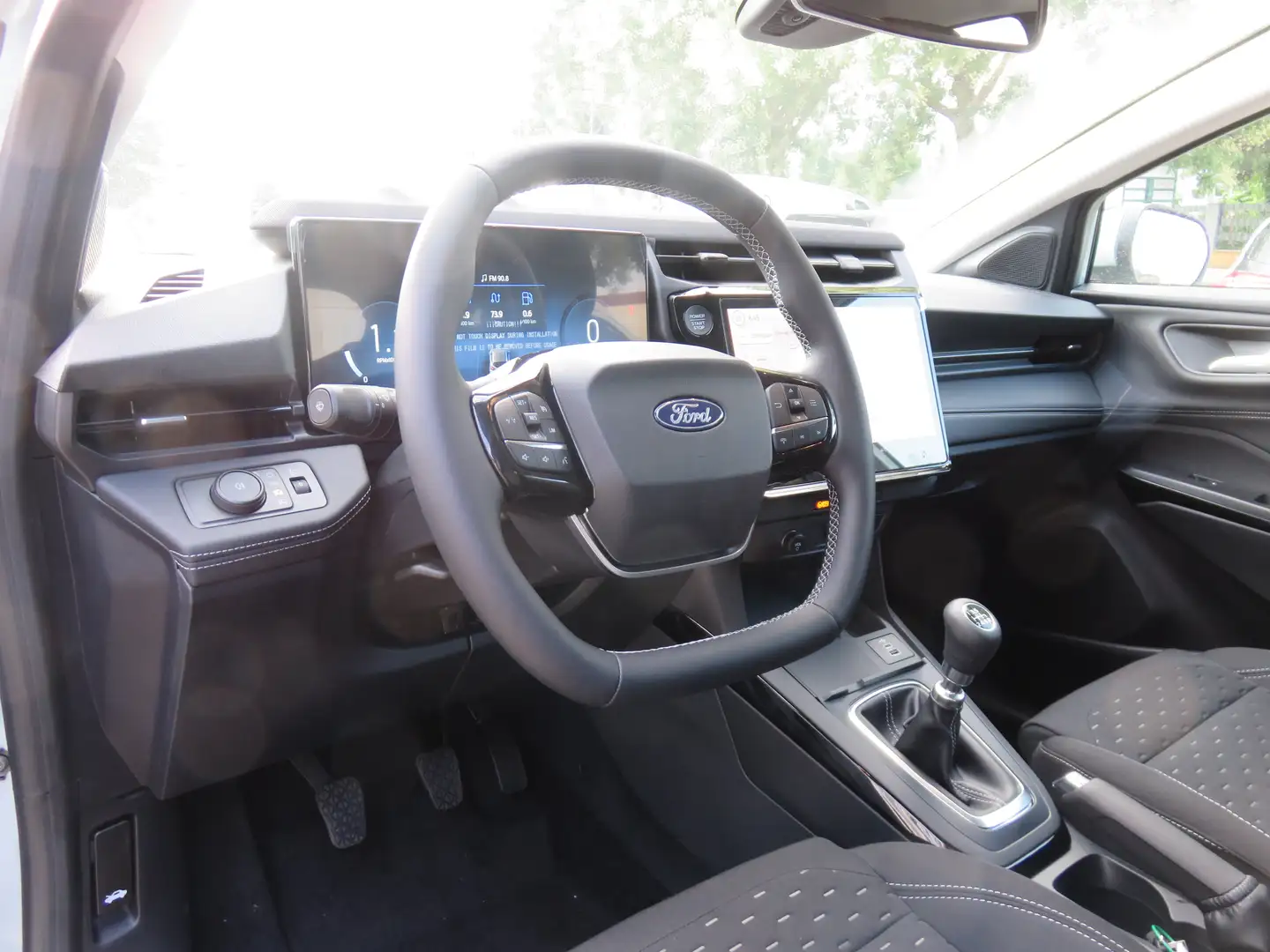 Ford Puma 1,0 EcoBoost Hybrid Titanium Grau - 2