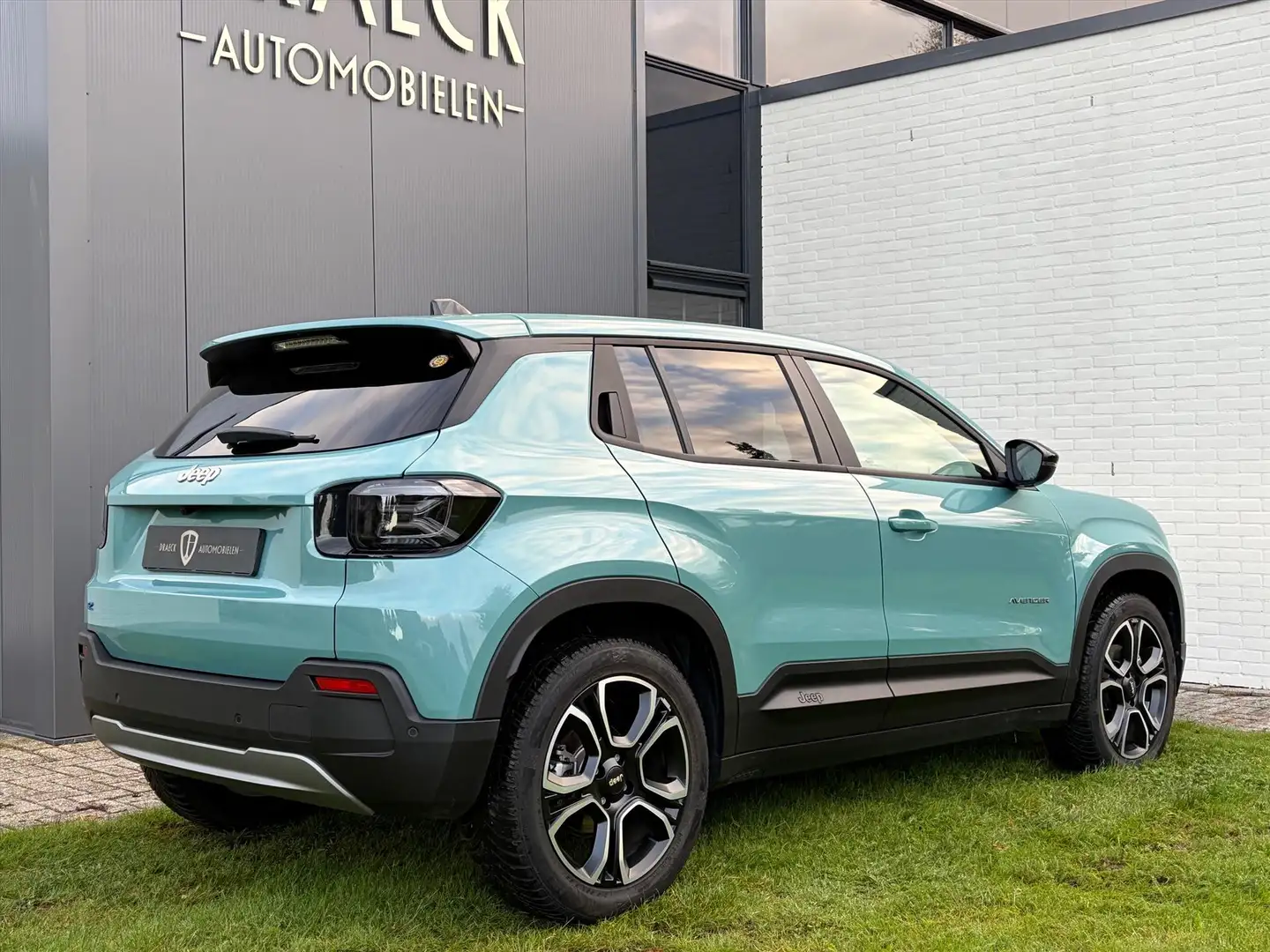 Jeep Avenger Summit Bleu - 2