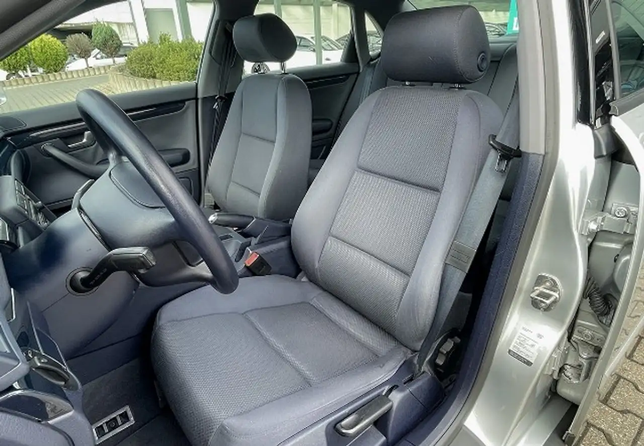 AUDI A4 - 3.0 220ch - CONTROLE TECHNIQUE OK - CLIMATISATION