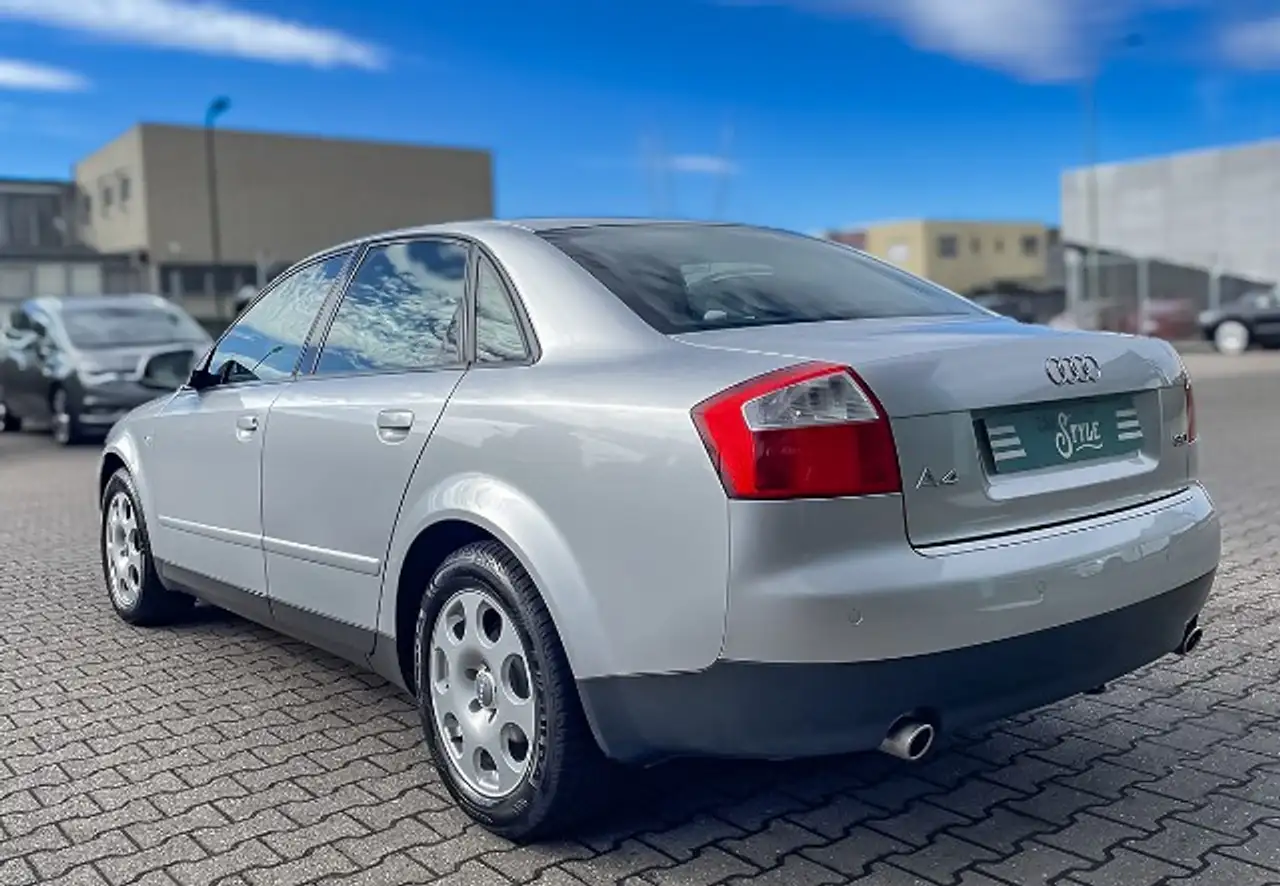 AUDI A4 - 3.0 220ch - CONTROLE TECHNIQUE OK - CLIMATISATION