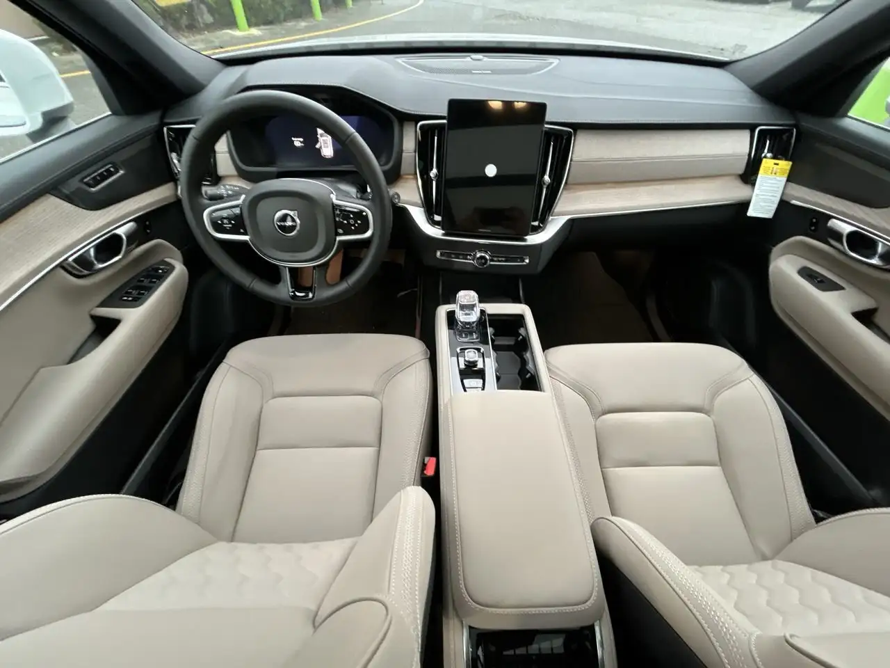 Volvo XC90 снимка Volvo XC90
