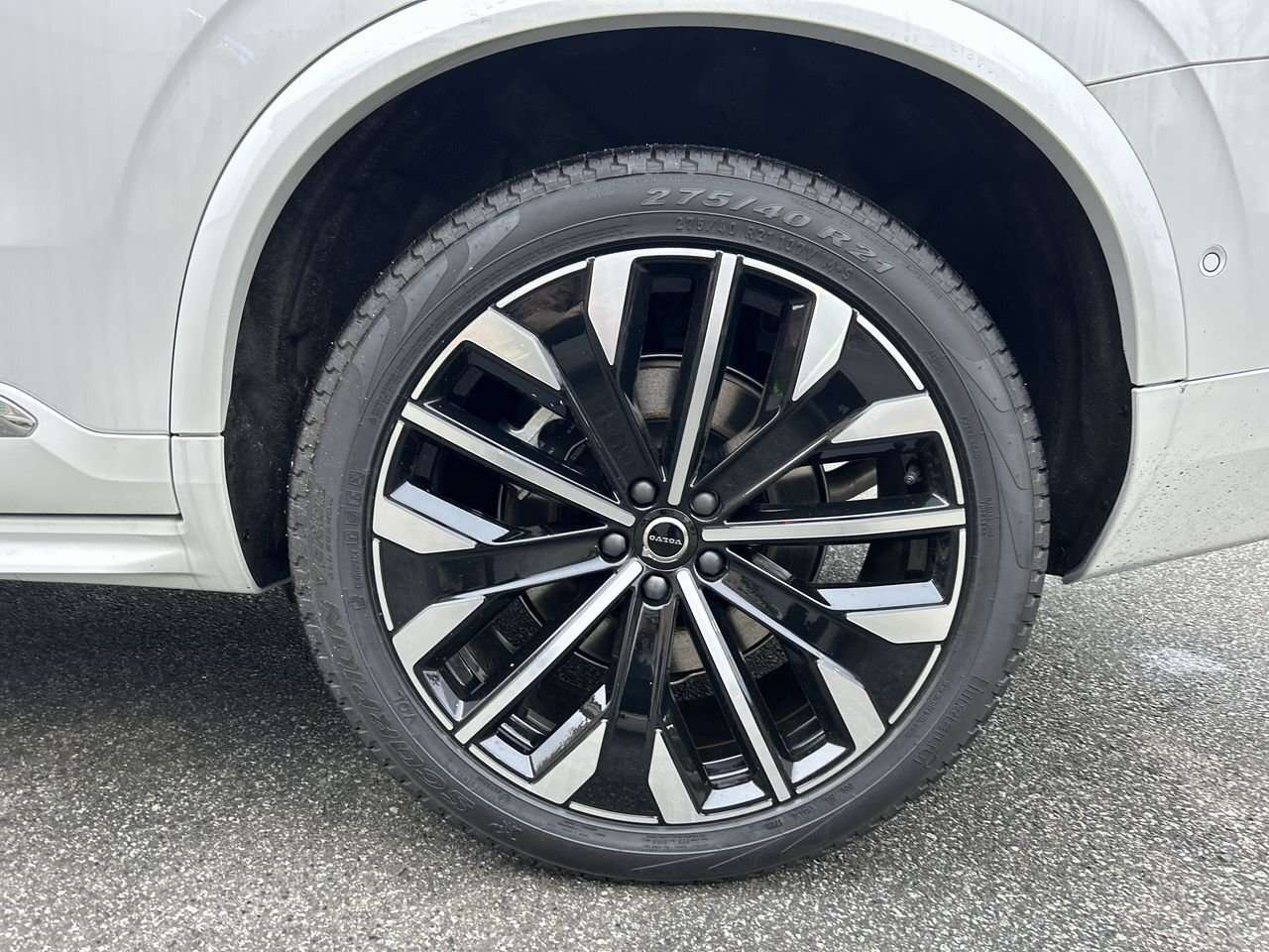2026 Volvo XC90 Plus 7-Seater (Bright Theme) Rear Camera Washer | thumb 18