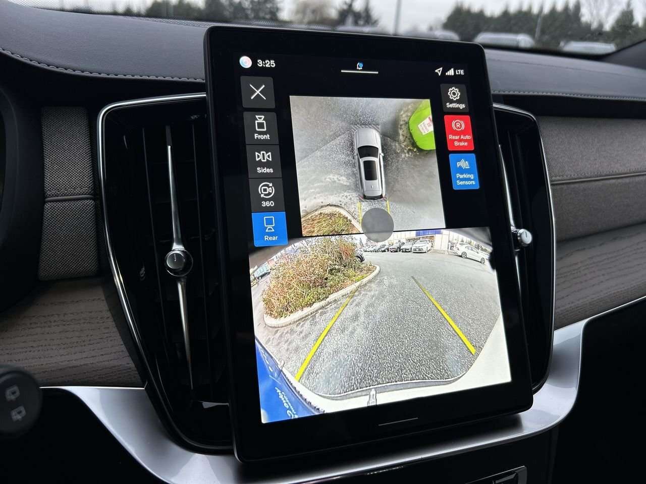2026 Volvo XC90 Plus 7-Seater (Bright Theme) Rear Camera Washer | thumb 25