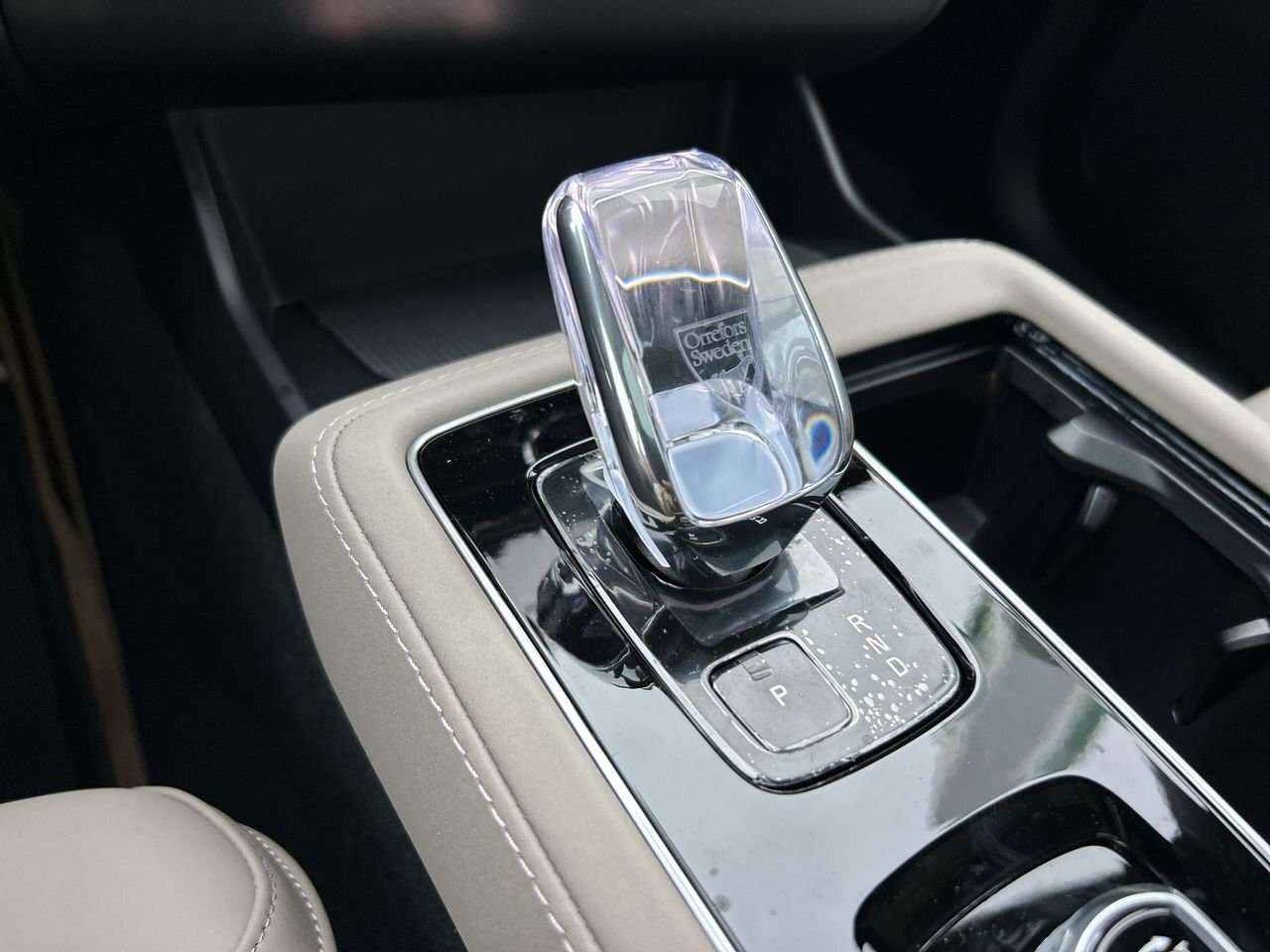 2026 Volvo XC90 Plus 7-Seater (Bright Theme) Rear Camera Washer | thumb 28