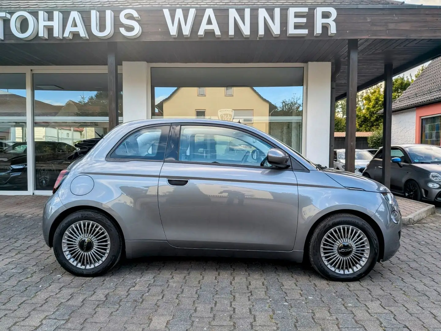 Fiat 500e 500C Cabrio ICON *Kamera*Sitzheizung* Grau - 2