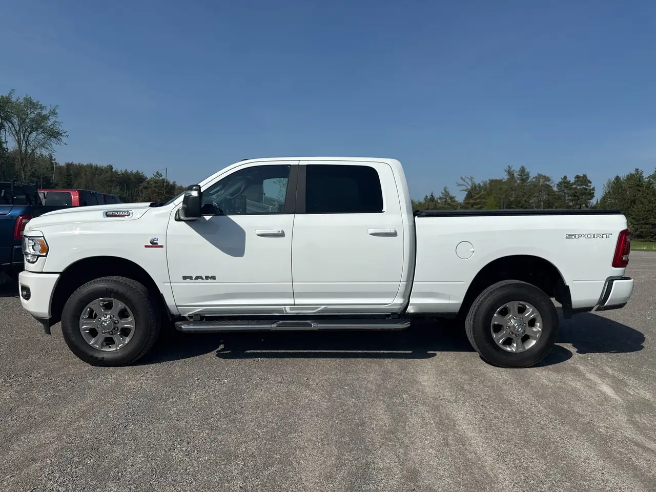 RAM 2500 снимка RAM 2500