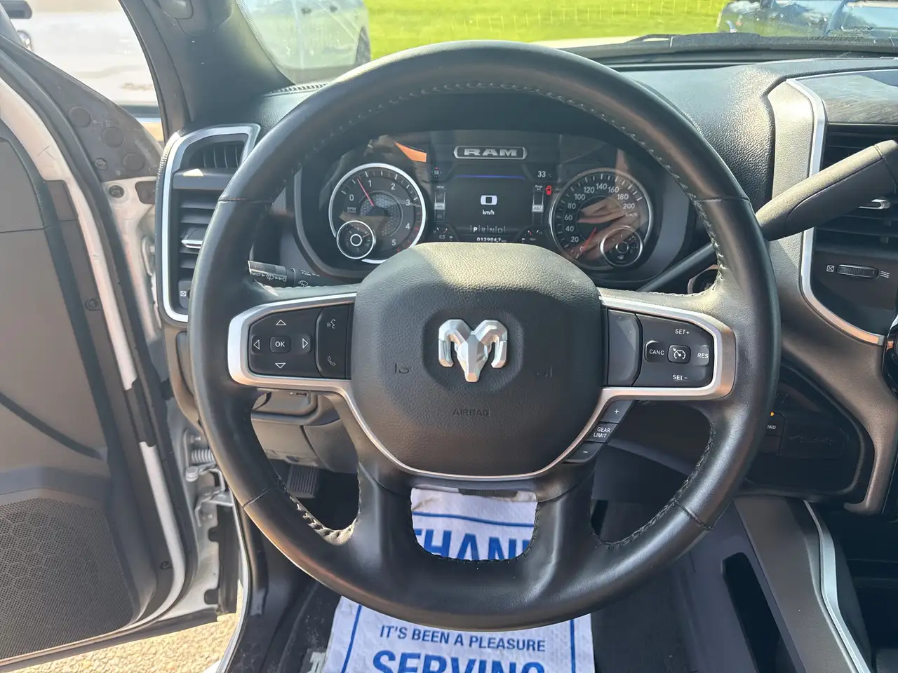 RAM 2500 снимка RAM 2500