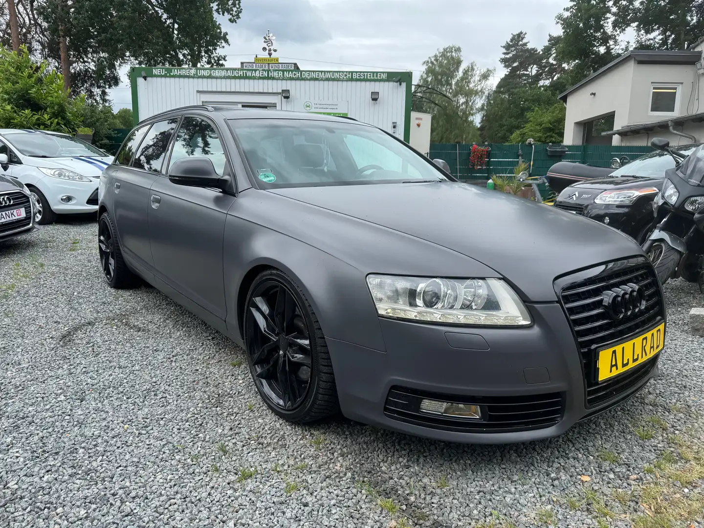 Audi A6 Avant 3.0 TFSI quattro tiptronic Schwarz - 1