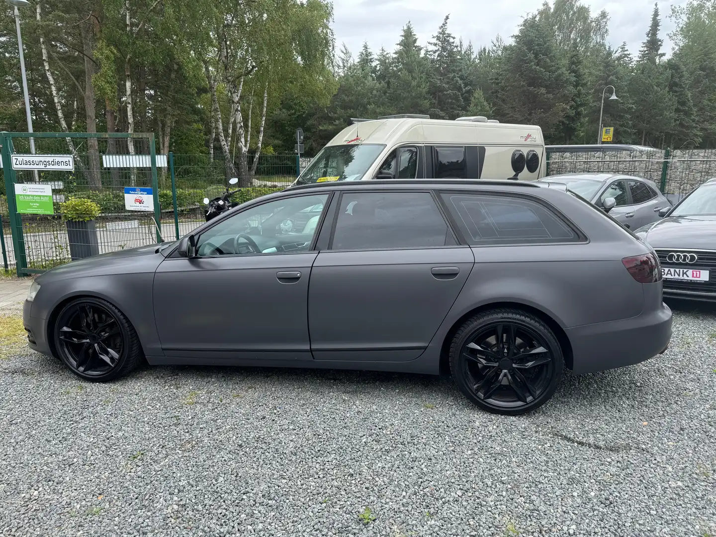 Audi A6 Avant 3.0 TFSI quattro tiptronic Schwarz - 2