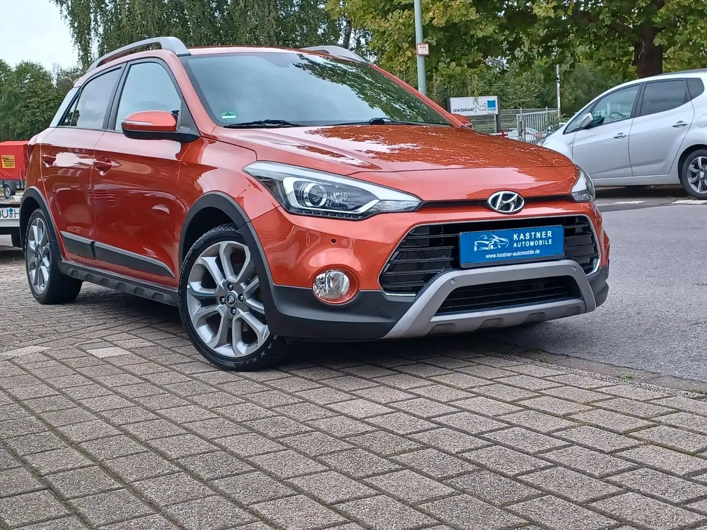 Hyundai i20 Active blue Style Navi+Kamera Orange - 1
