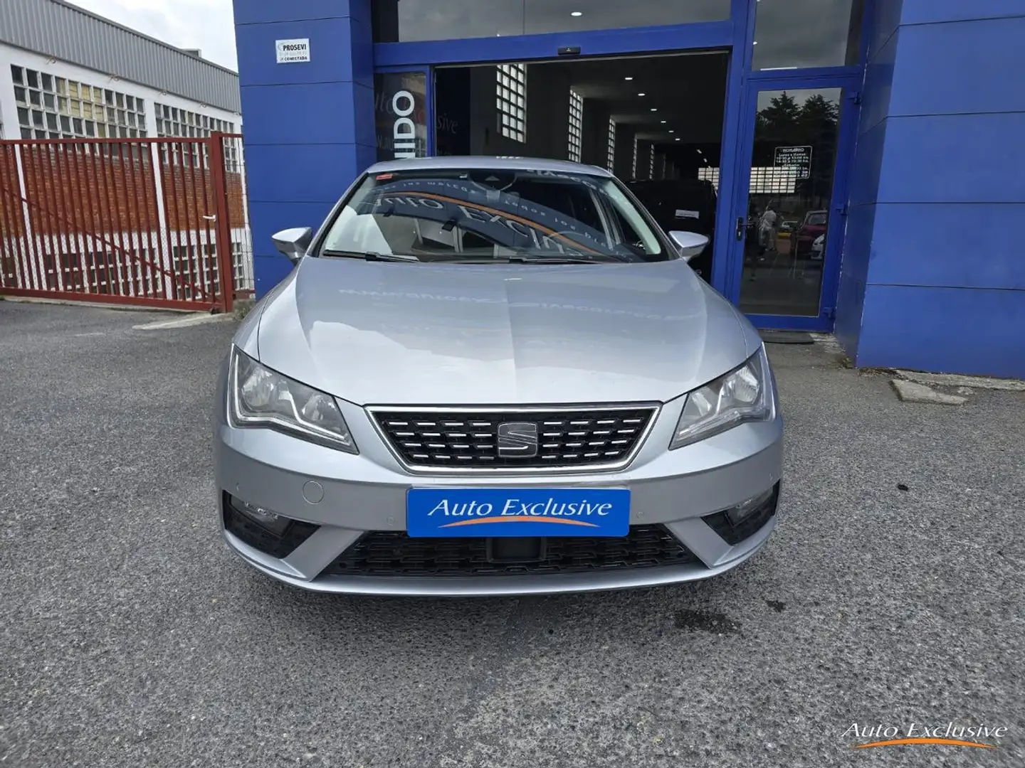 SEAT Leon 1.5 TSI 110kW 150CV StSp Xcellence Gris - 2