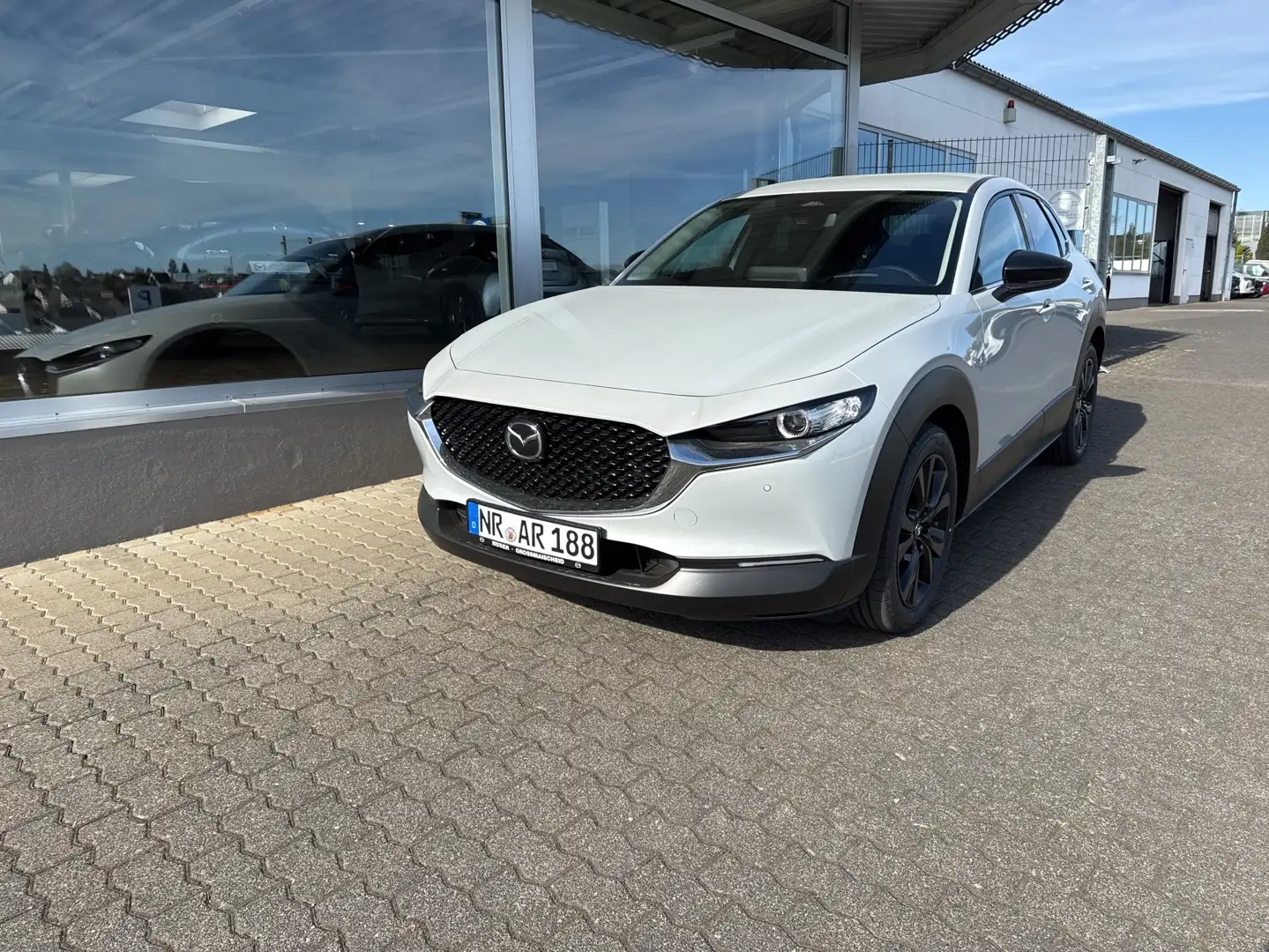 Mazda CX-30 Homura Bílá - 1