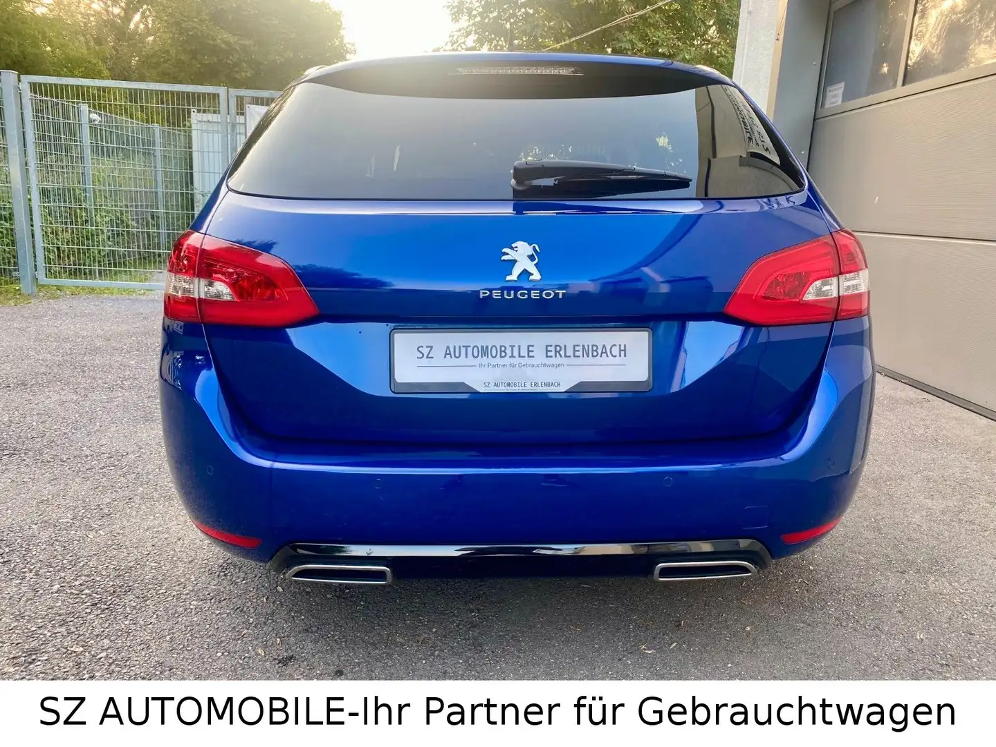 Peugeot 308 2.0 Blue-HDi GT,LED,LEDER,PANO,1 HAND Blau - 2