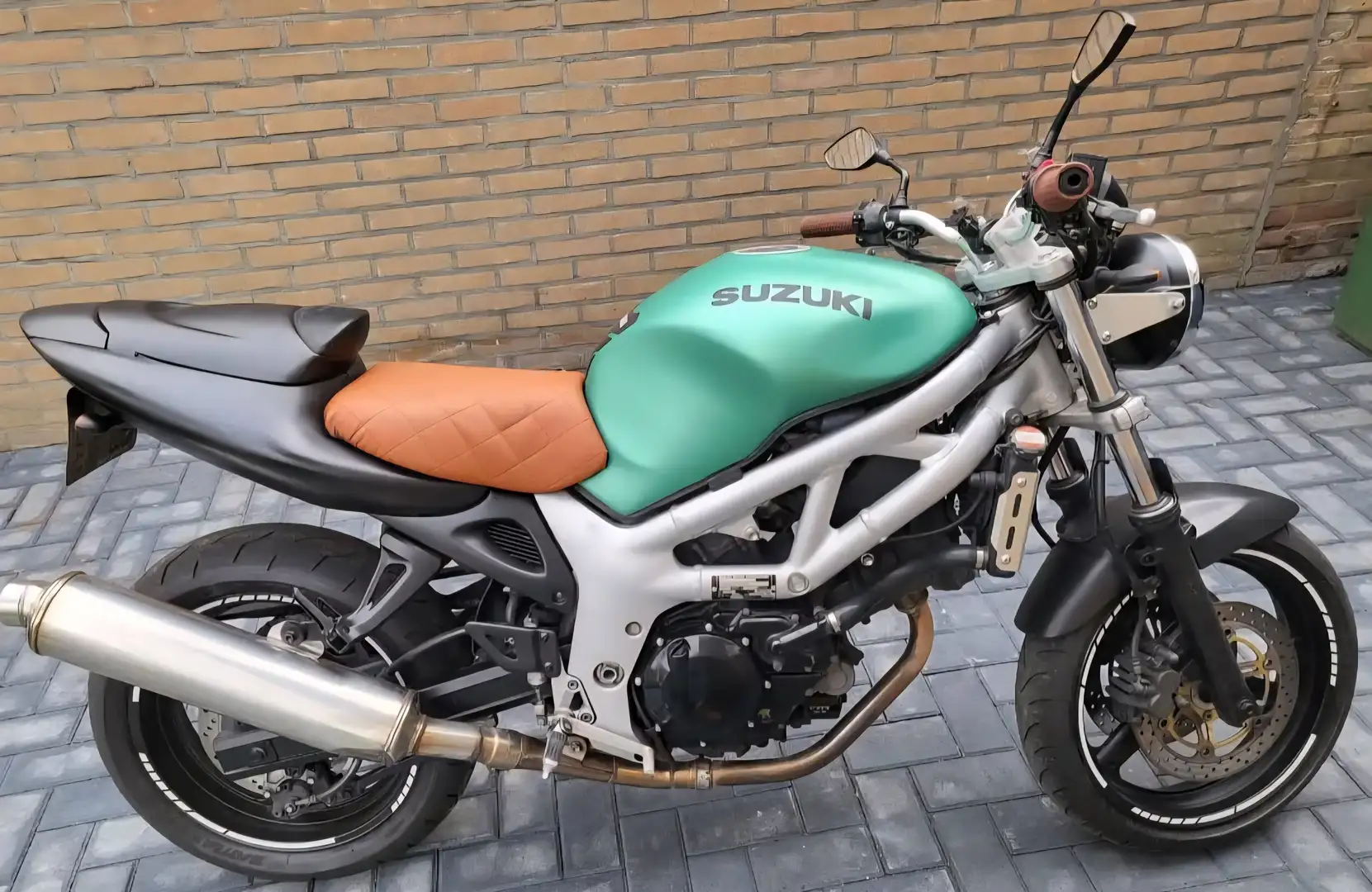 Suzuki SV 650 1e generatie Groen - 1