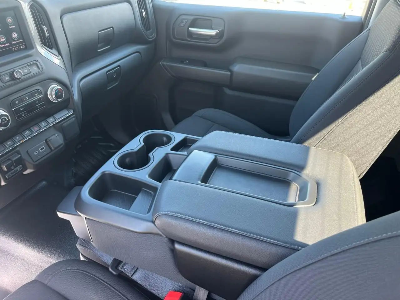 GMC Sierra 1500 снимка GMC Sierra 1500