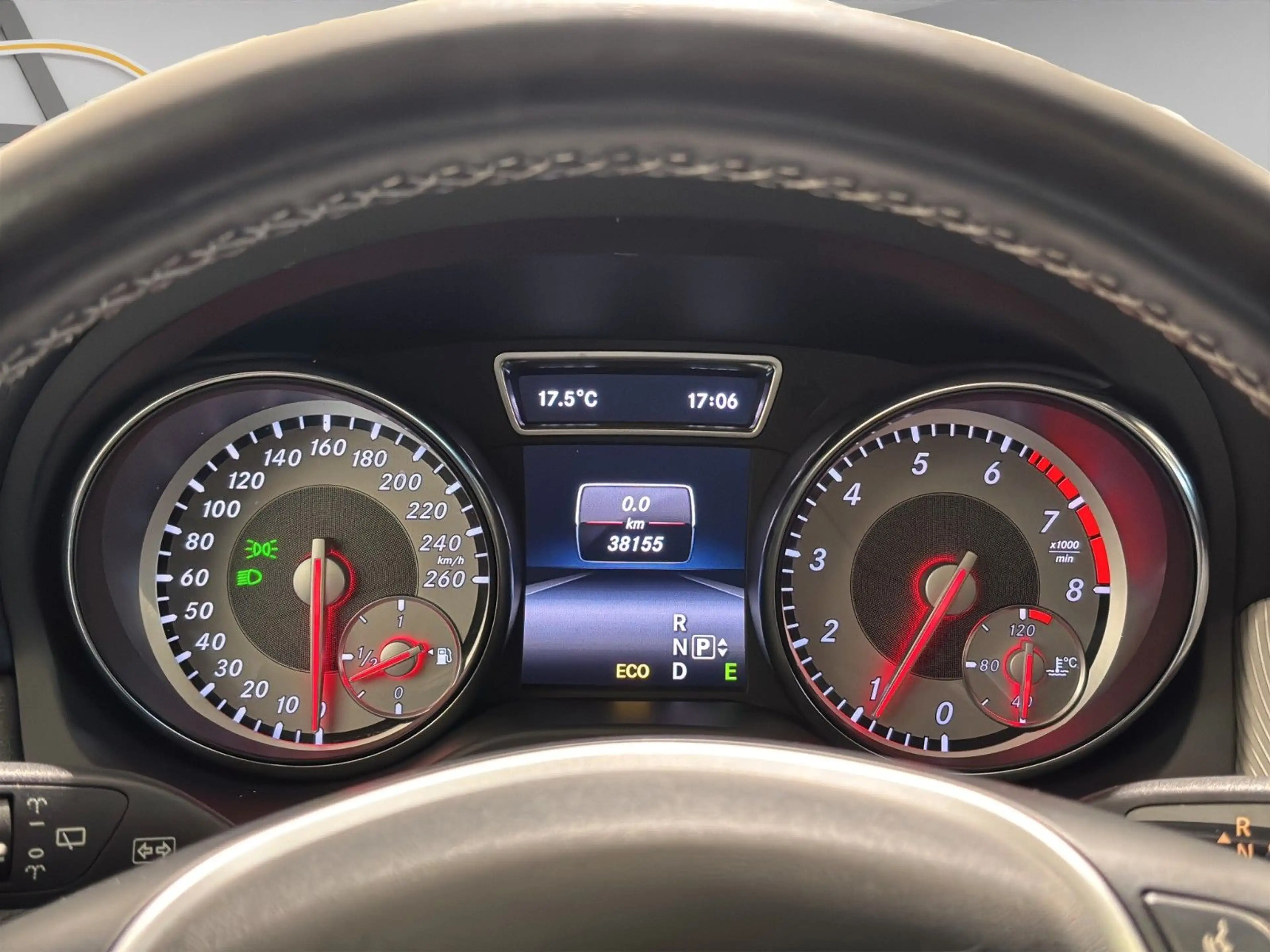 Mercedes-Benz GLA 250 GLA250 4M 2.HD ACC AHK PANO KAM NAV PARK XEN — photo 14