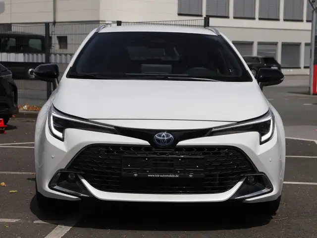Toyota Corolla view 5