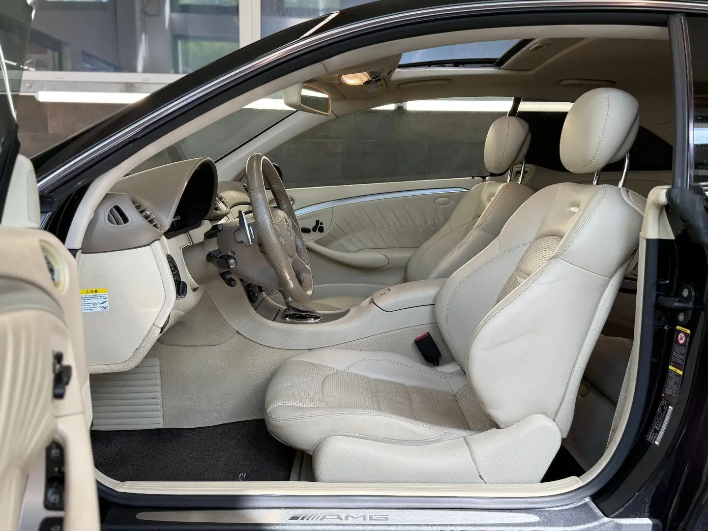Mercedes-Benz CLK 63 AMG Coupe 1. Hand Traumwagen Schwarz - 2
