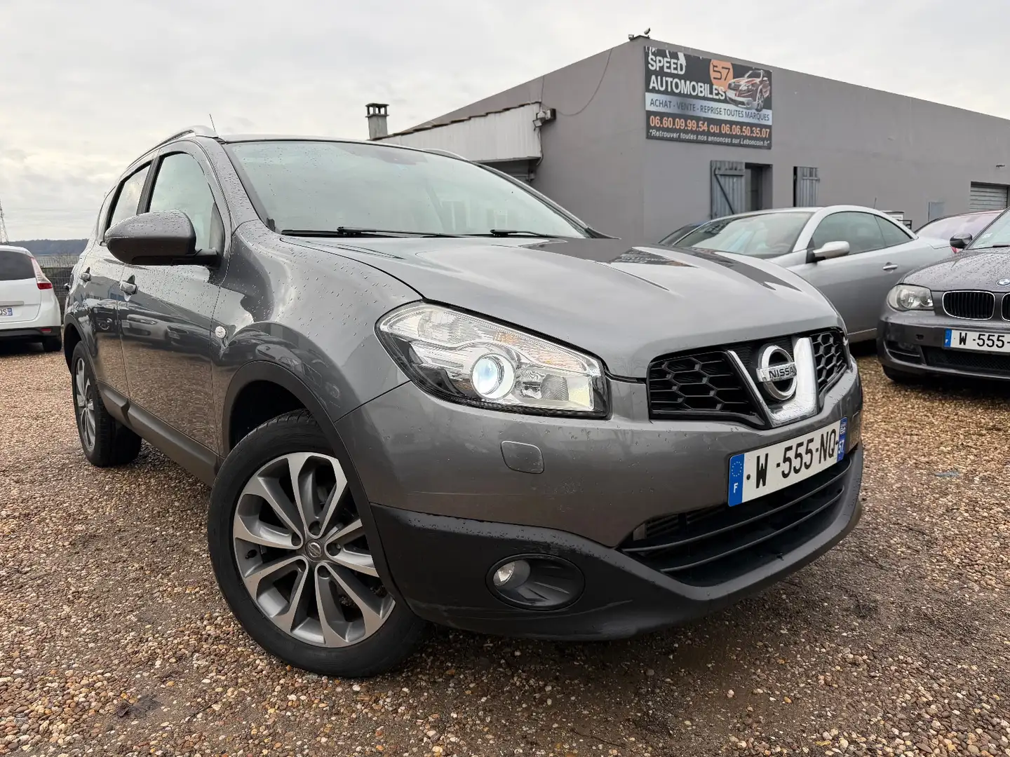 Nissan Qashqai Tekna 4X4 Gris - 1