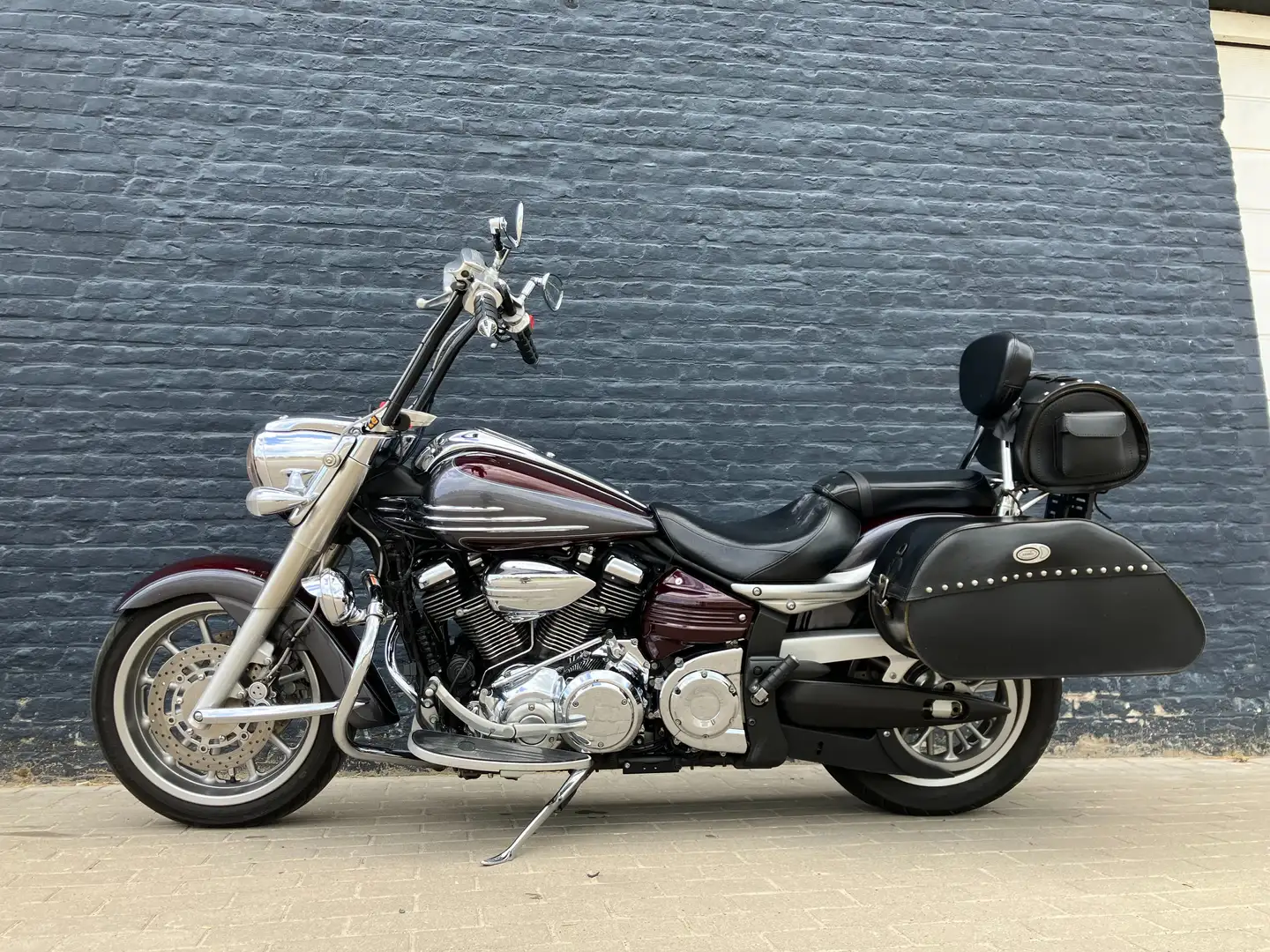 Yamaha XV 1900 midnight star Zilver - 2