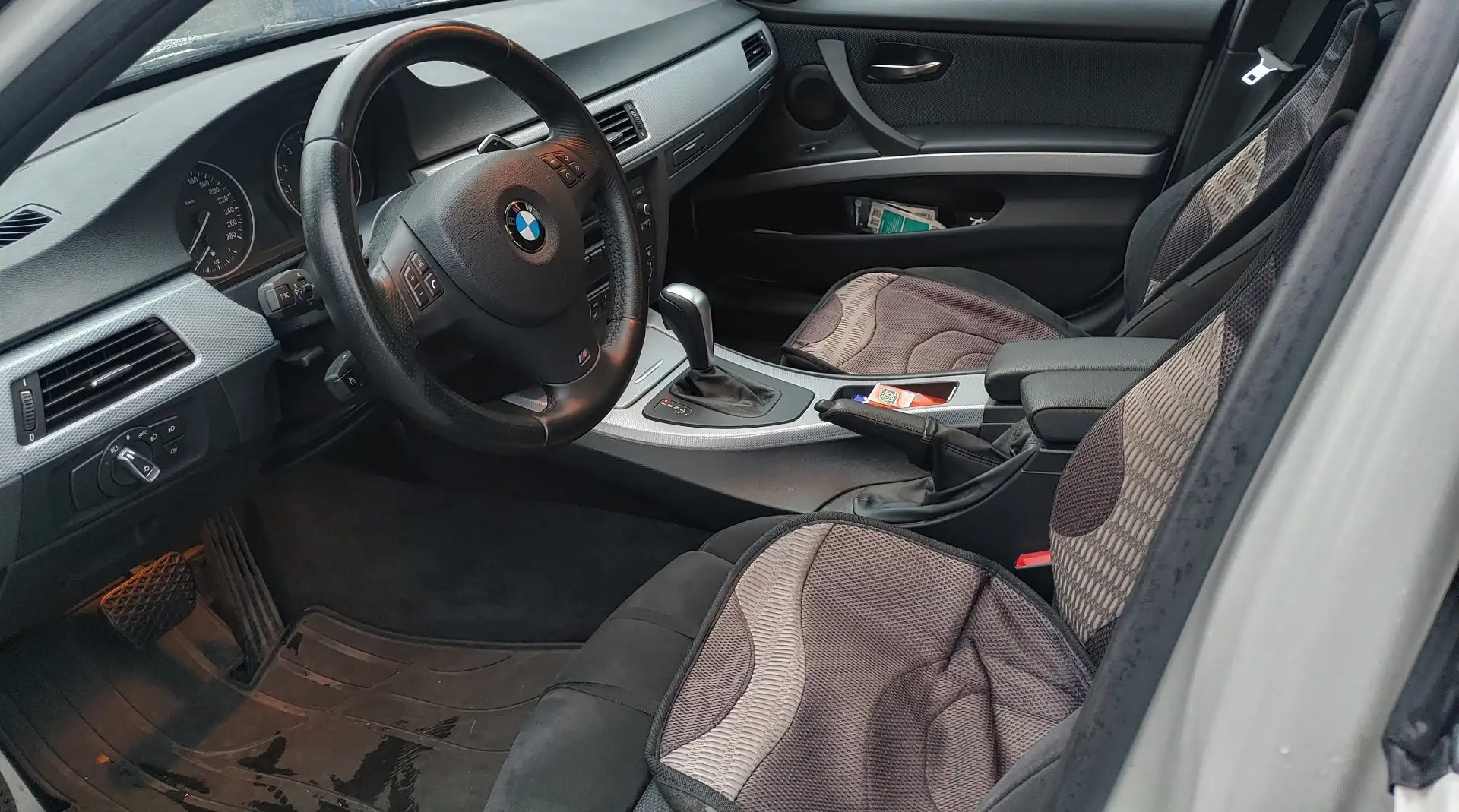 BMW 335 335i M-Sportpaket Weiß - 2