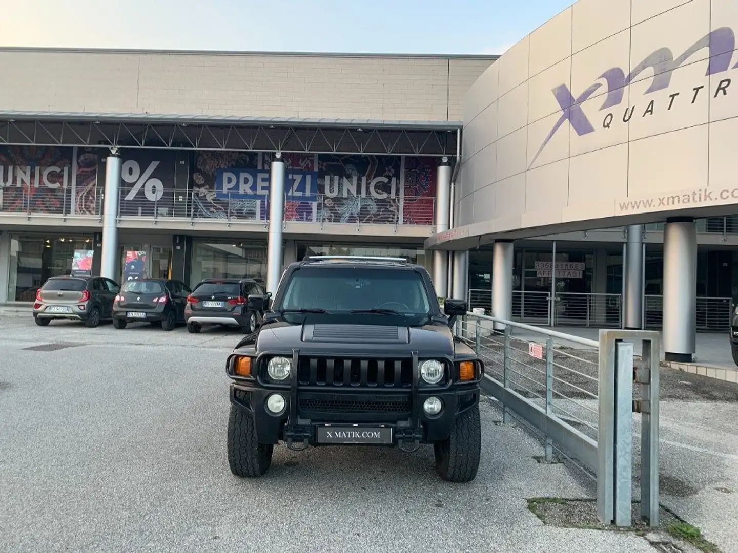 HUMMER H3 3.5 Platinum BENZINA / GPL + GANCIO Nero - 2