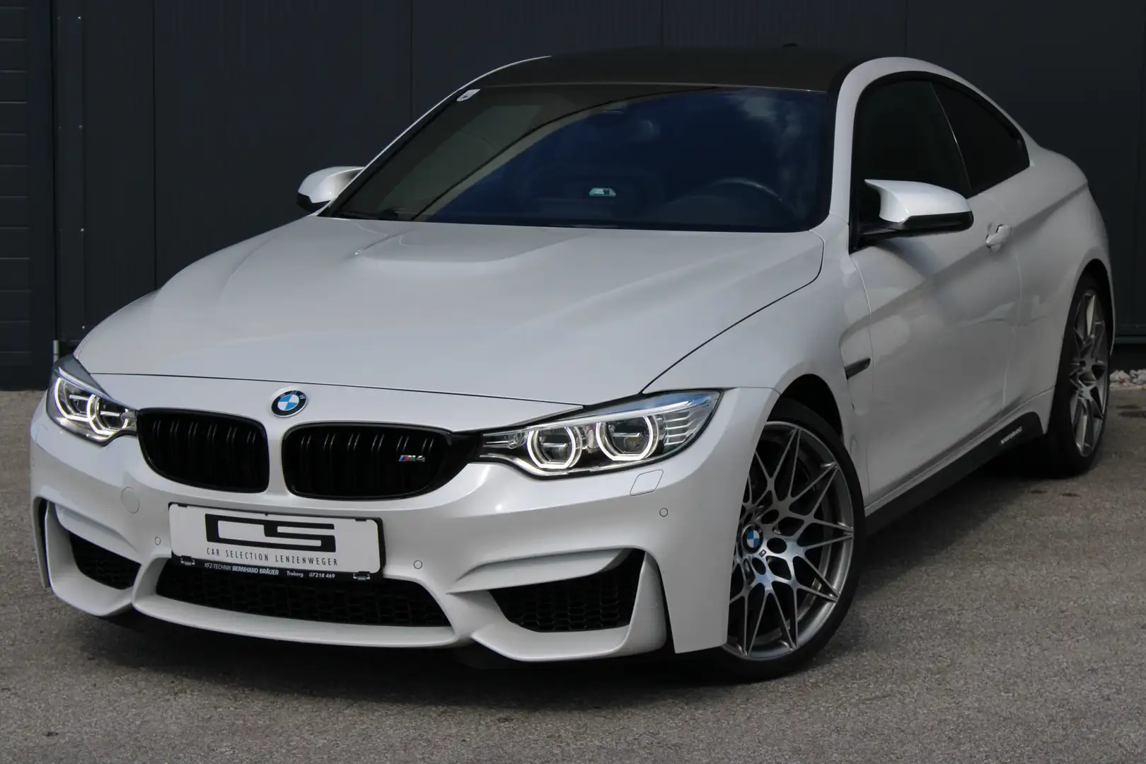 BMW M4 ///M4 COMPETITION *Top Zustand*wenig Kilometer* Weiß - 2
