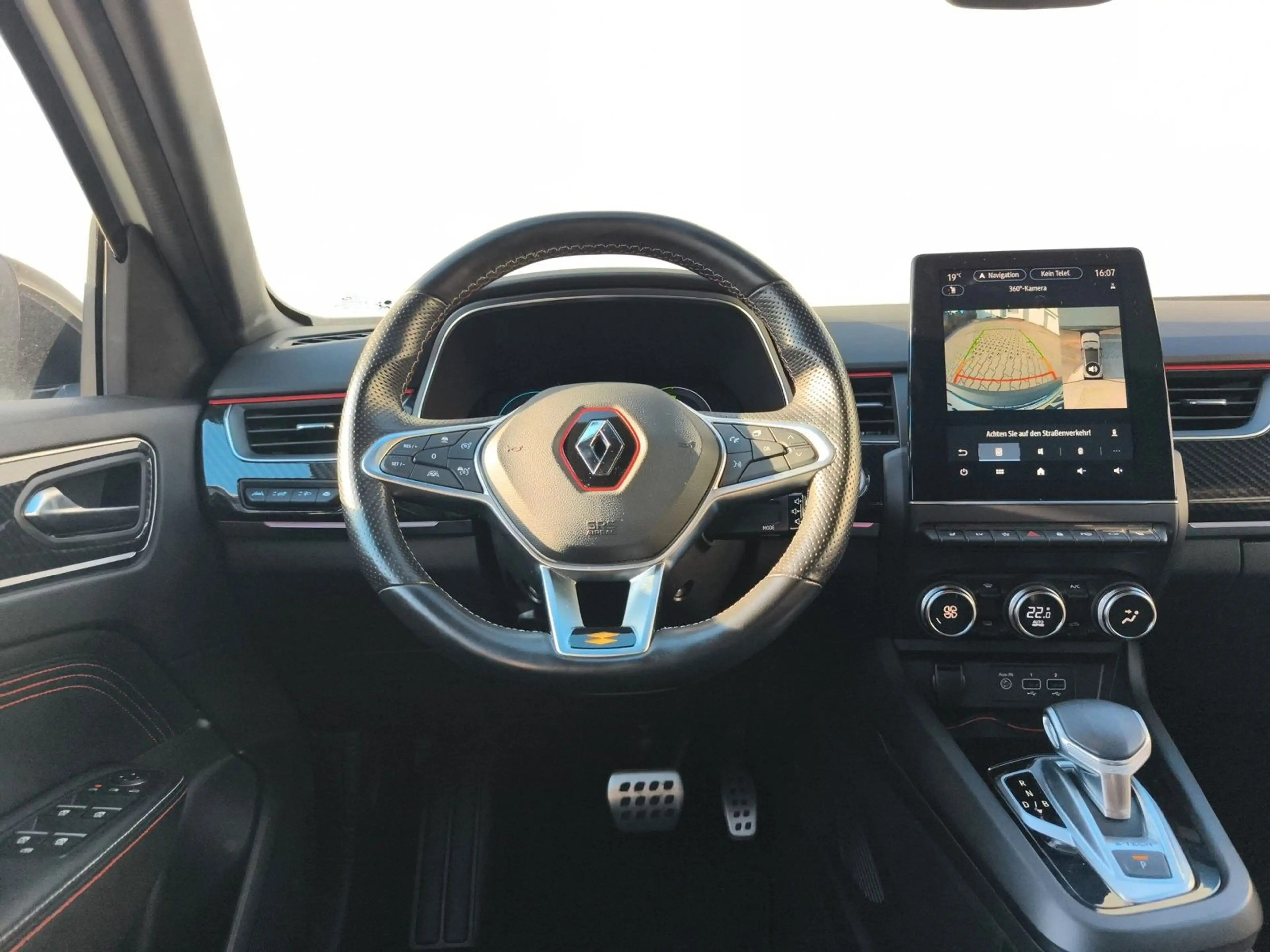 Renault Arkana R.S. Line Plug in Hybrid — photo 8