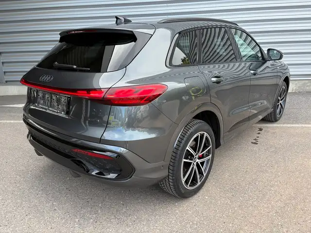 Audi Q5 SUV TDI quattro 150 kW Ansicht 7