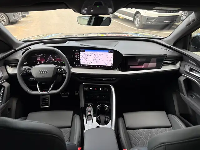 Audi Q5 SUV TDI quattro 150 kW Ansicht 10