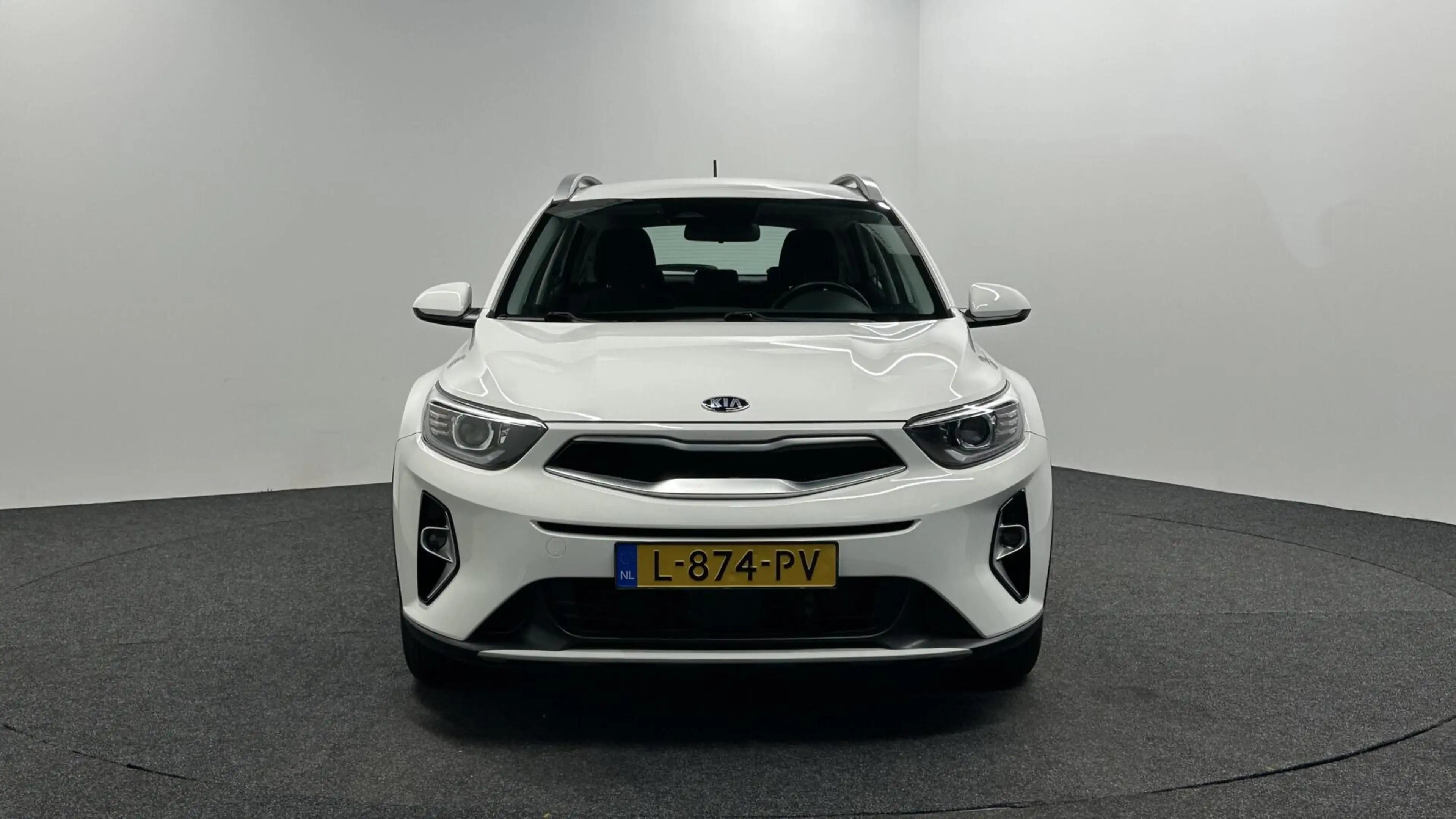 Kia Stonic 1.0 T-GDi MHEV DynamicLine CAMERA CARPLAY NAVI CRU — photo 6