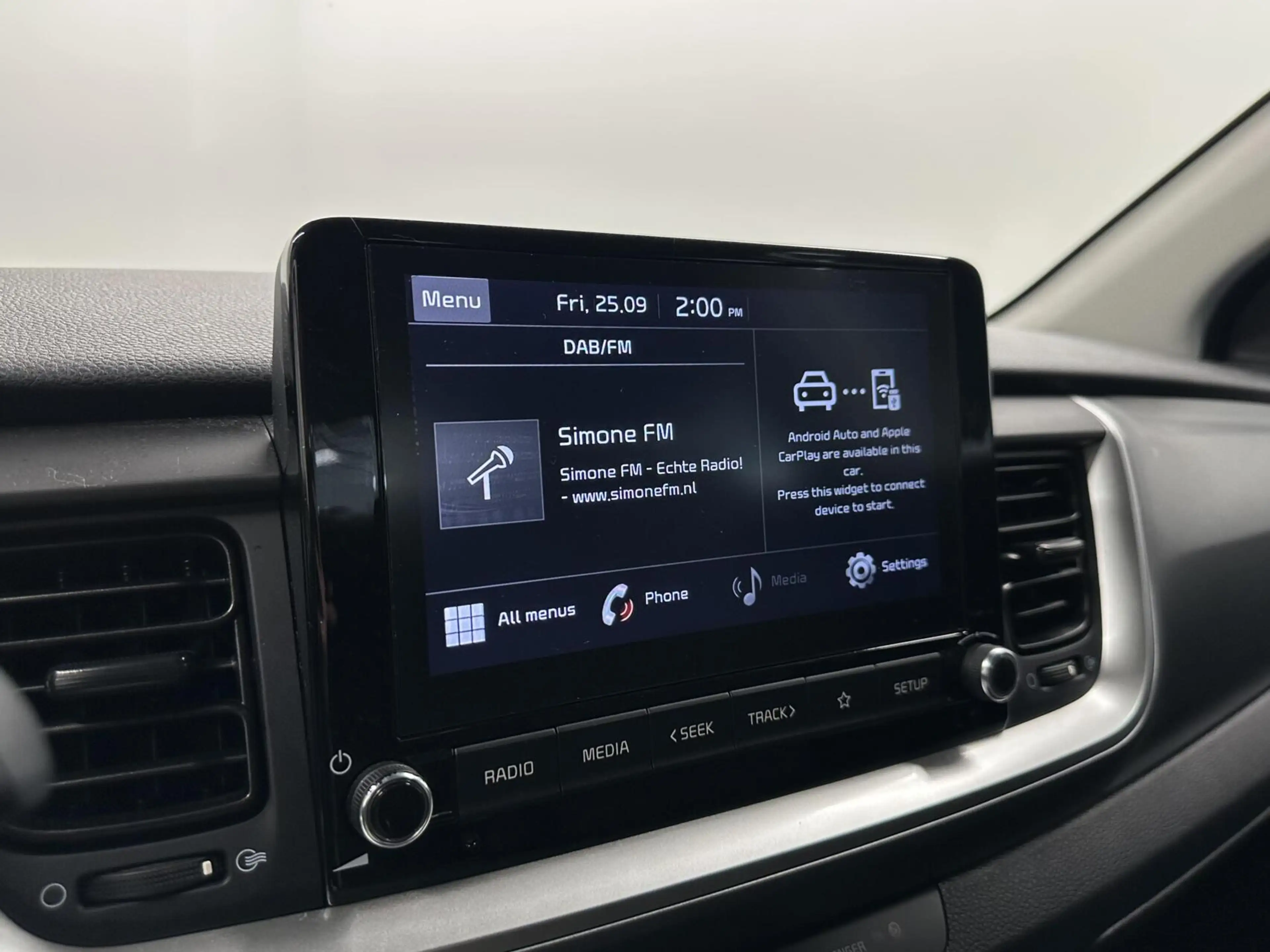 Kia Stonic 1.0 T-GDi MHEV DynamicLine CAMERA CARPLAY NAVI CRU — photo 32