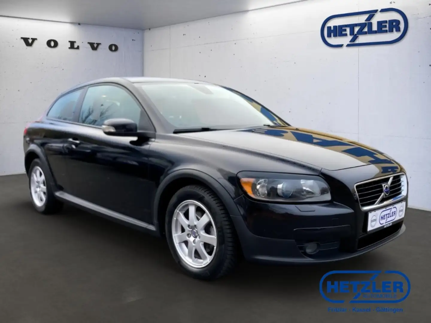 Volvo C30 2.0 D Momentum SHZ Klimaautom Bi-Xenon Lederlenkra Schwarz - 2