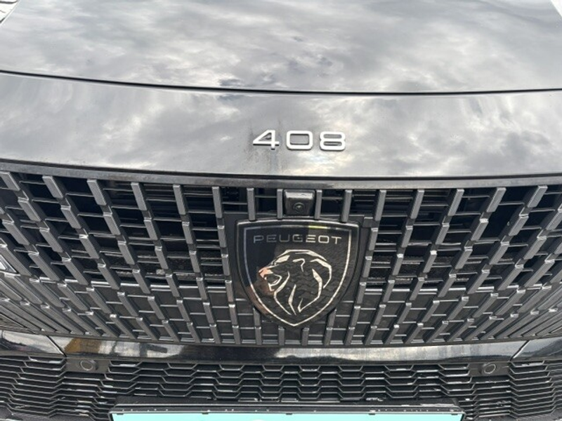 Peugeot 408 PHEV 225 e-EAT8 GT — photo 14