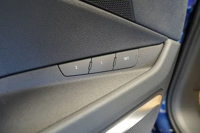 Audi E-Tron view 15