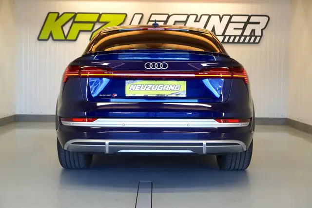 Audi E-Tron view 5