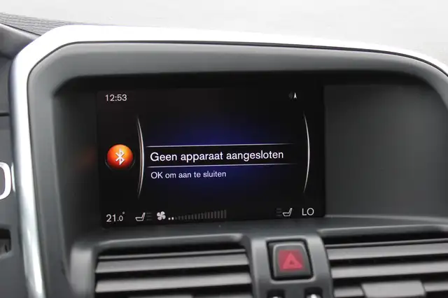 Volvo XC60 view 22