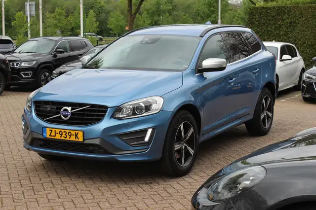 Volvo XC60 view 6